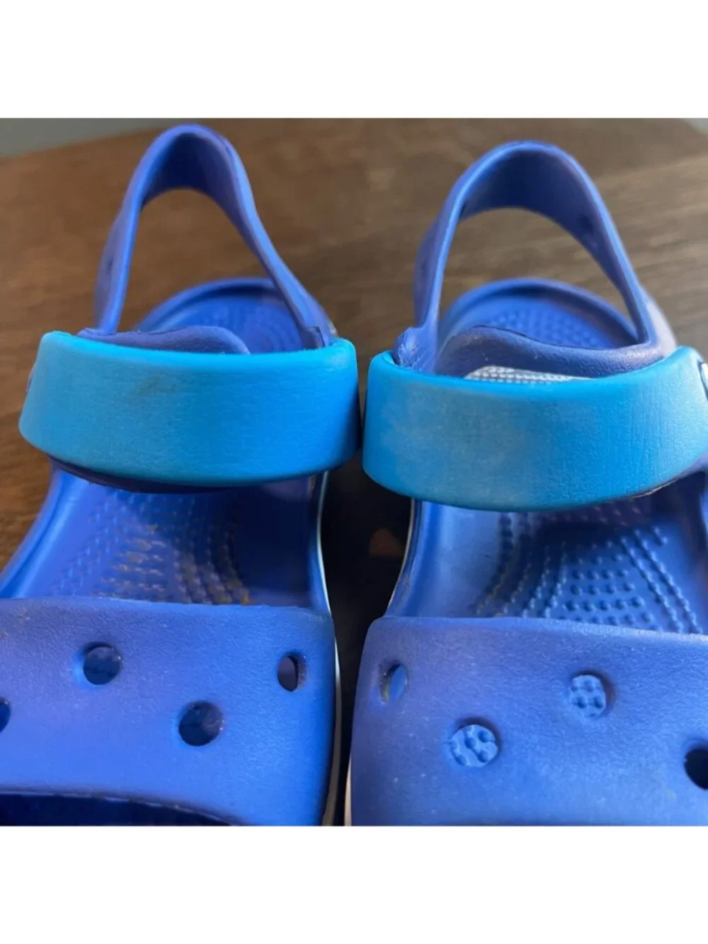 CROCS Crocband Sandals Kids Size 10 Cerulean Blue Ocean 12856-CBOC‎ Waterproof